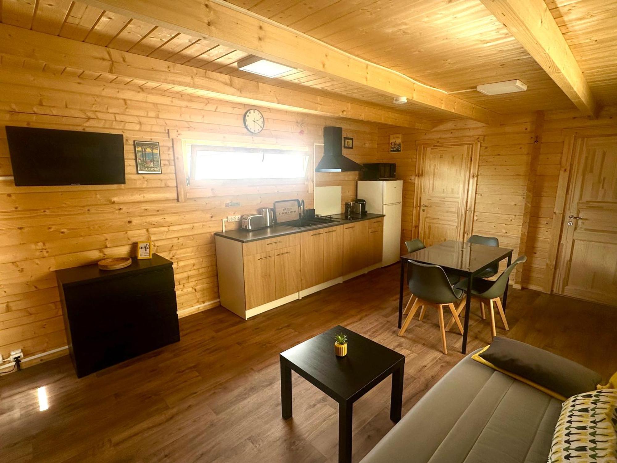Chalet Ceyrenite Ceyreste Luaran gambar