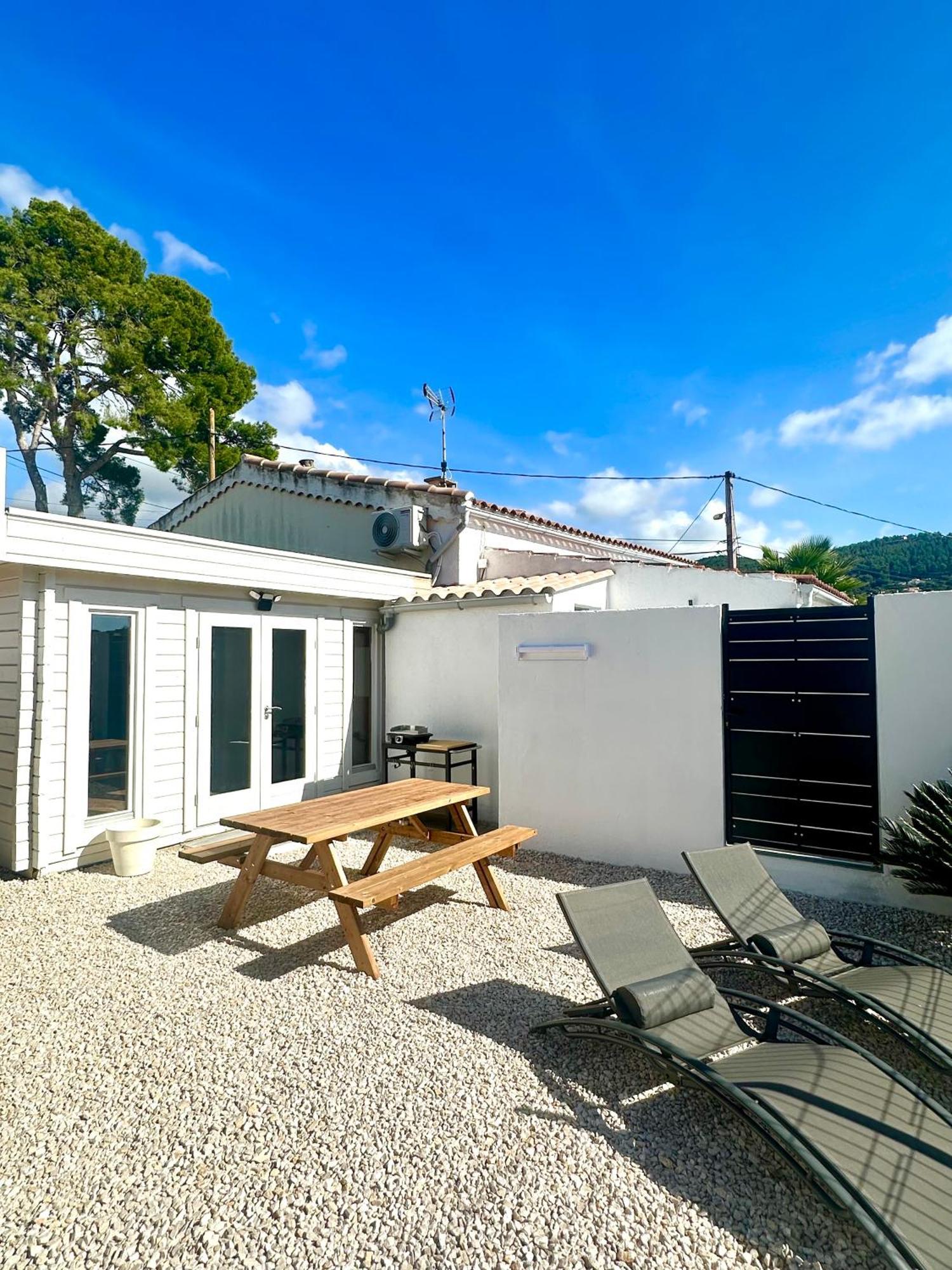 Chalet Ceyrenite Ceyreste Luaran gambar
